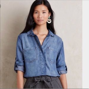 Cloth & Stone Chambray split back shirt